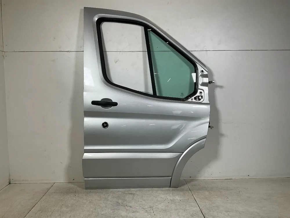 Garantierte Lieferung Tür rechts vorne FORD Transit V363 Pritsche/Fahrgestell (FED, FFD) 2.0 TDCi 125 kW 170 PS (03.2016-> )