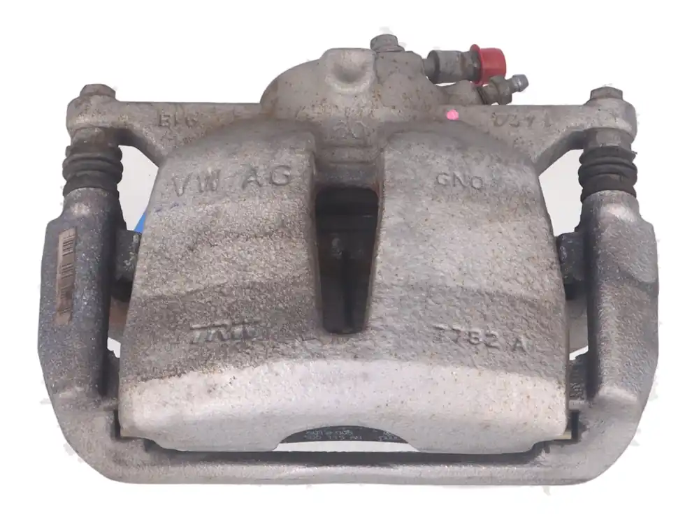 Geprüft Bremssattel links vorne AUDI Q3 (8U) 2.0 TFSI quattro 147 kW 200 PS (09.2014-10.2018)